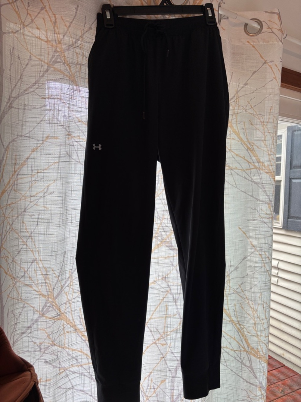Under Armour Black women’s Lightweight Jogger Pants